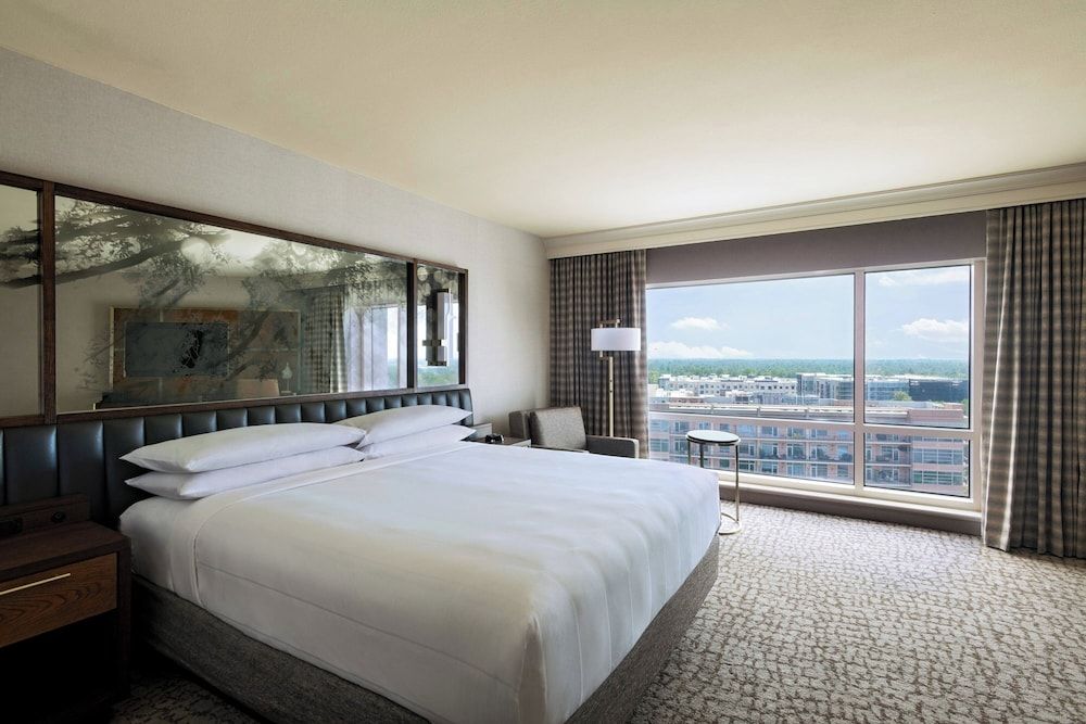 Executive Room, 1 King Bed with Sofa bed, Non Smoking