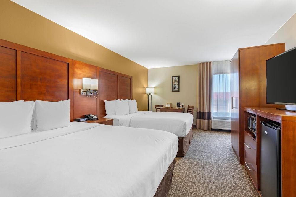 Room, 2 Queen Beds, Non Smoking