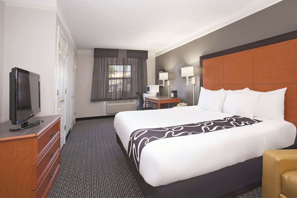 Room, 1 King Bed, Accessible, Non Smoking