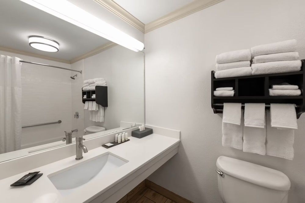 undefined La Quinta Inn & Suites by Wyndham Moab 9