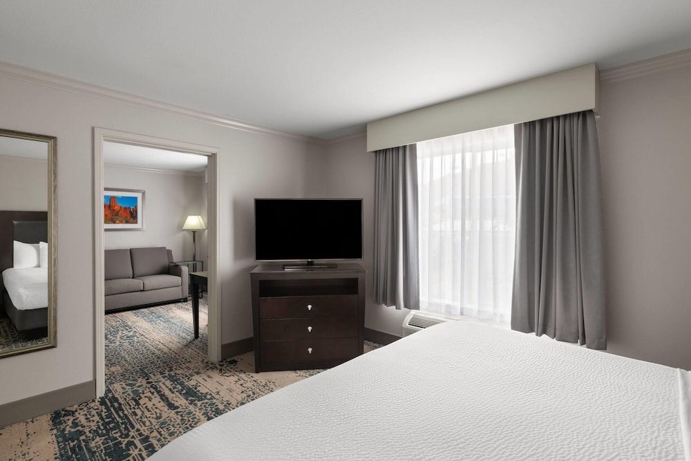 Deluxe Suite, Multiple Beds, Accessible, Non Smoking (Mobility Accessible)