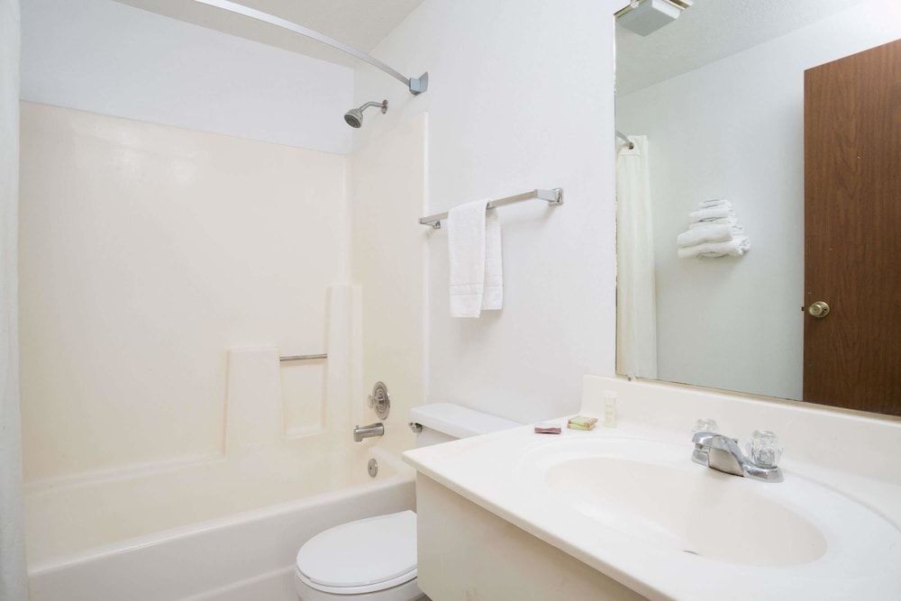 Standard Room, 2 Queen Beds