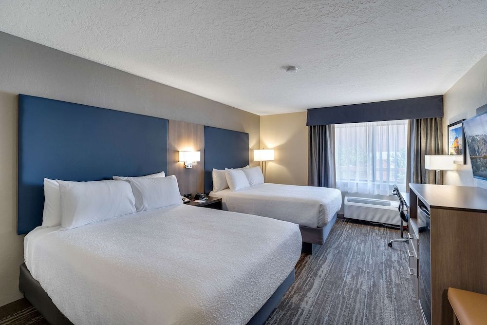 Standard Room, 2 Queen Beds, Non Smoking, Refrigerator & Microwave