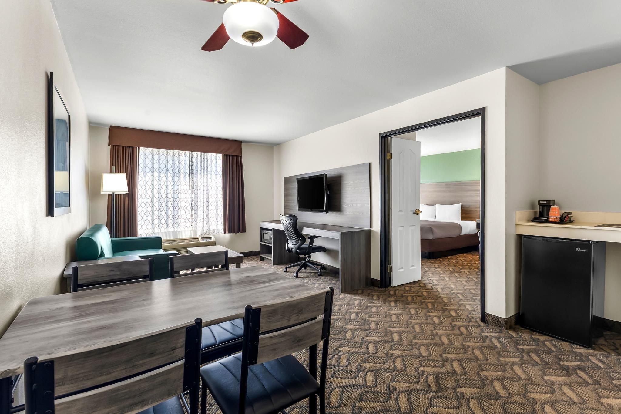 Family Suite - Non-Smoking