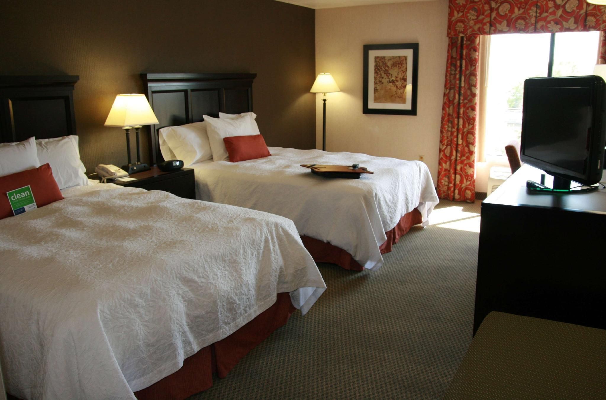 2 Queen Beds Nonsmoking