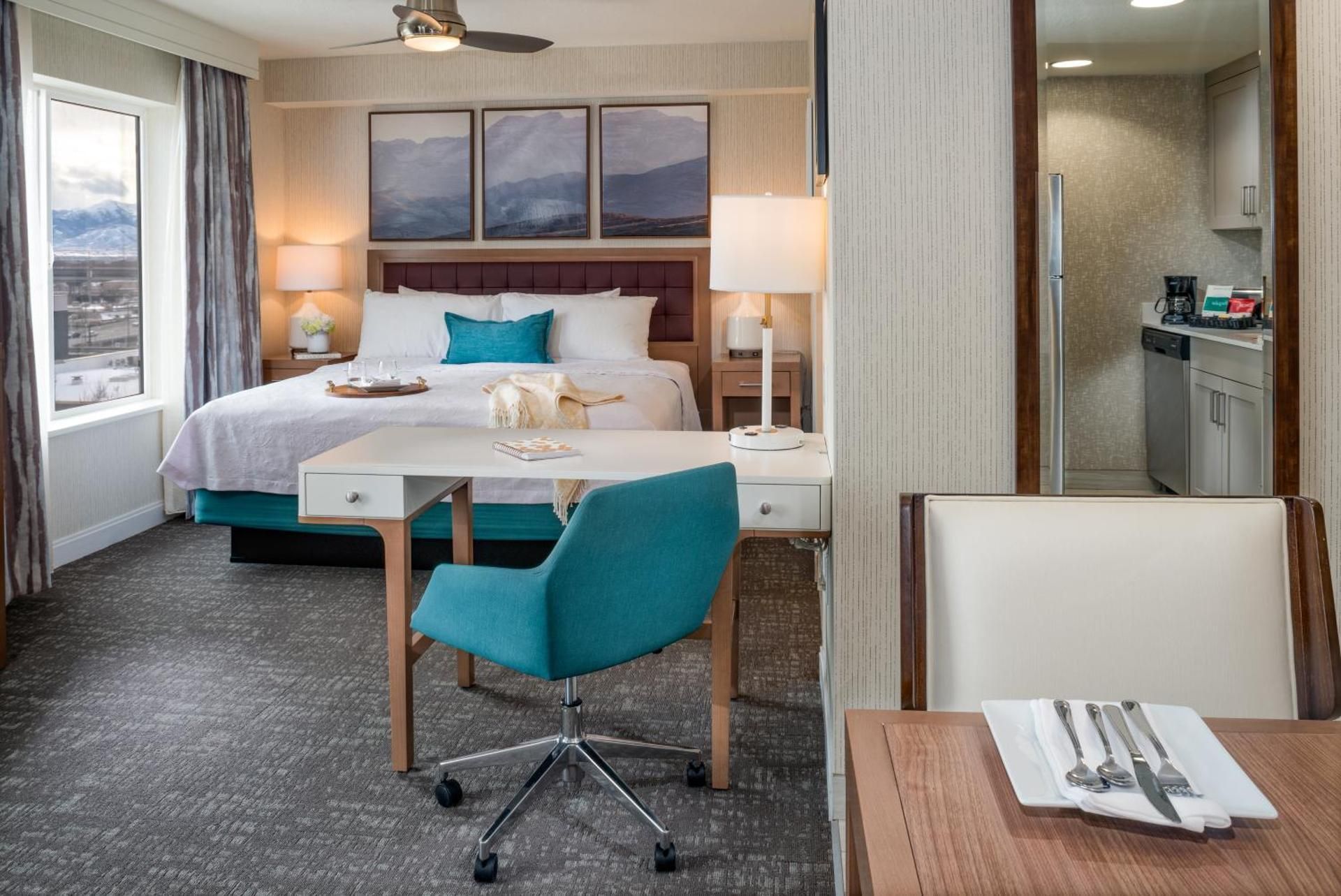 1 King Bed Studio Suite