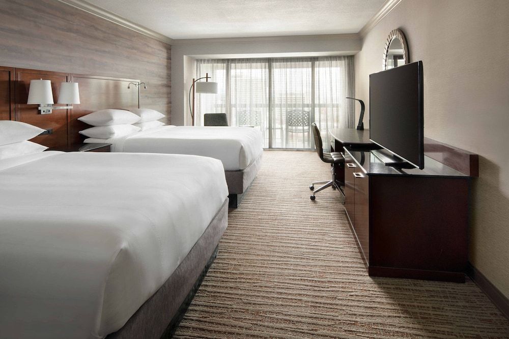 Executive Room, 2 Queen Beds, Non Smoking, Balcony