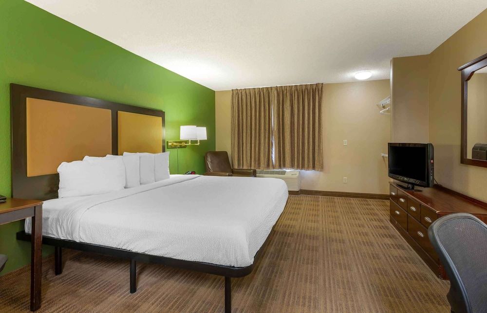 Extended Stay America Select Suites - Salt Lake City - Sandy Studio, 1 King Bed, Non Smoking 2