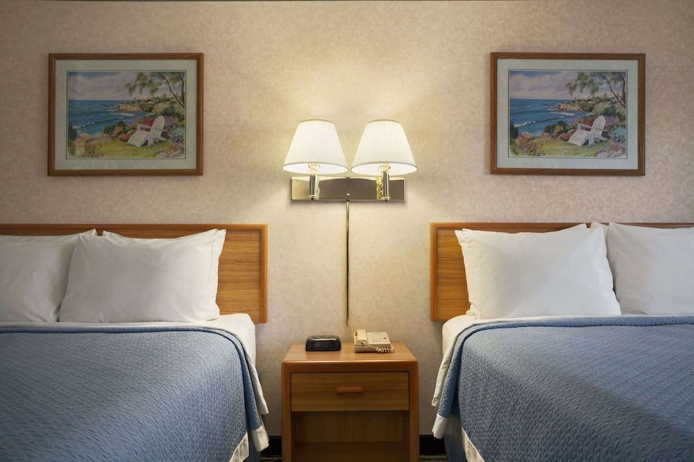 Standard Room, 2 Queen Beds