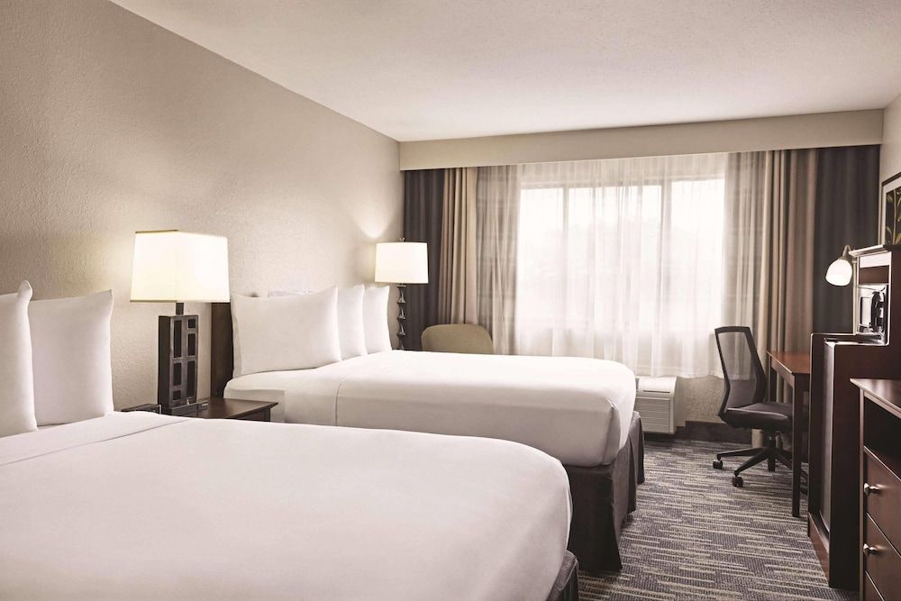 Room, 2 Queen Beds, Non Smoking