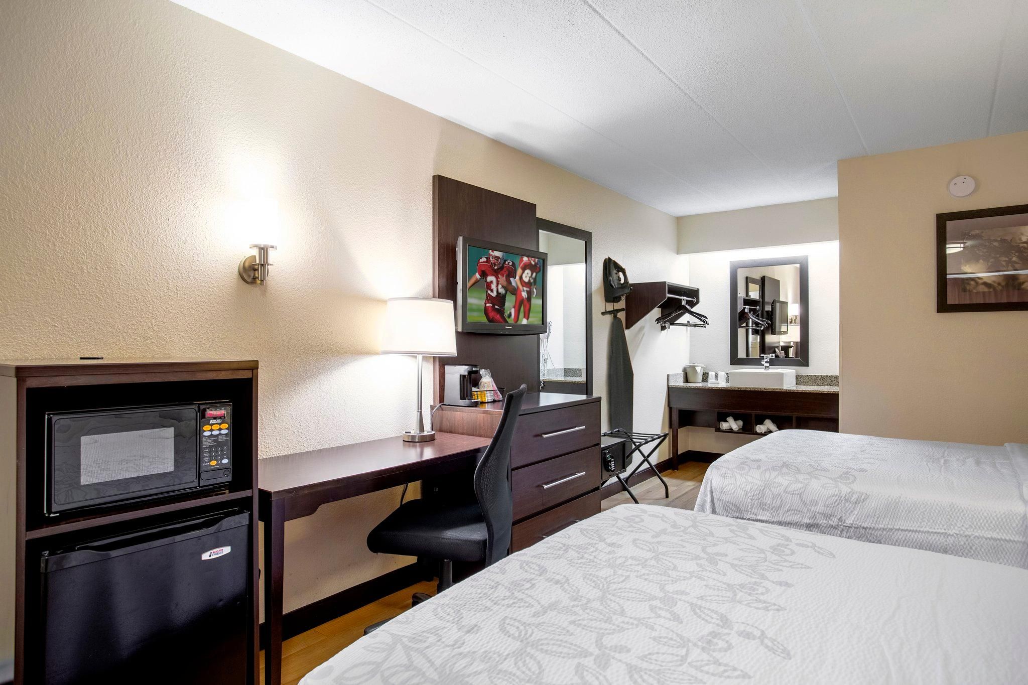 Deluxe 2 Full Beds Smoke Free
