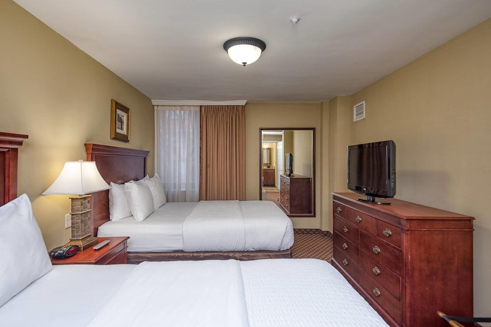 Efficiency, Suite, 2 Queen Beds, Non Smoking