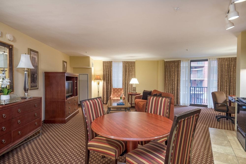 Efficiency, Suite, 2 Queen Beds, Non Smoking