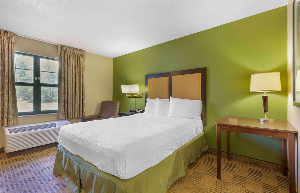Extended Stay America Suites Washington DC Chantilly Dulles Studio, 1 Queen Bed, Non Smoking 2