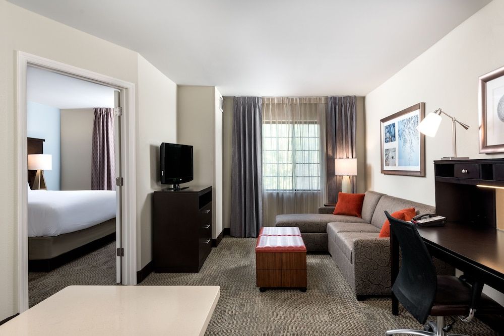 Suite, 1 Queen Bed, Accessible, Kitchen (Mobility Accessible)