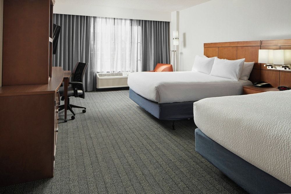 Room, 2 Queen Beds, Non Smoking