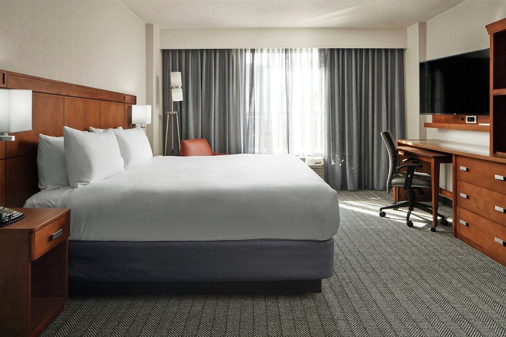 Room, 1 King Bed, Non Smoking