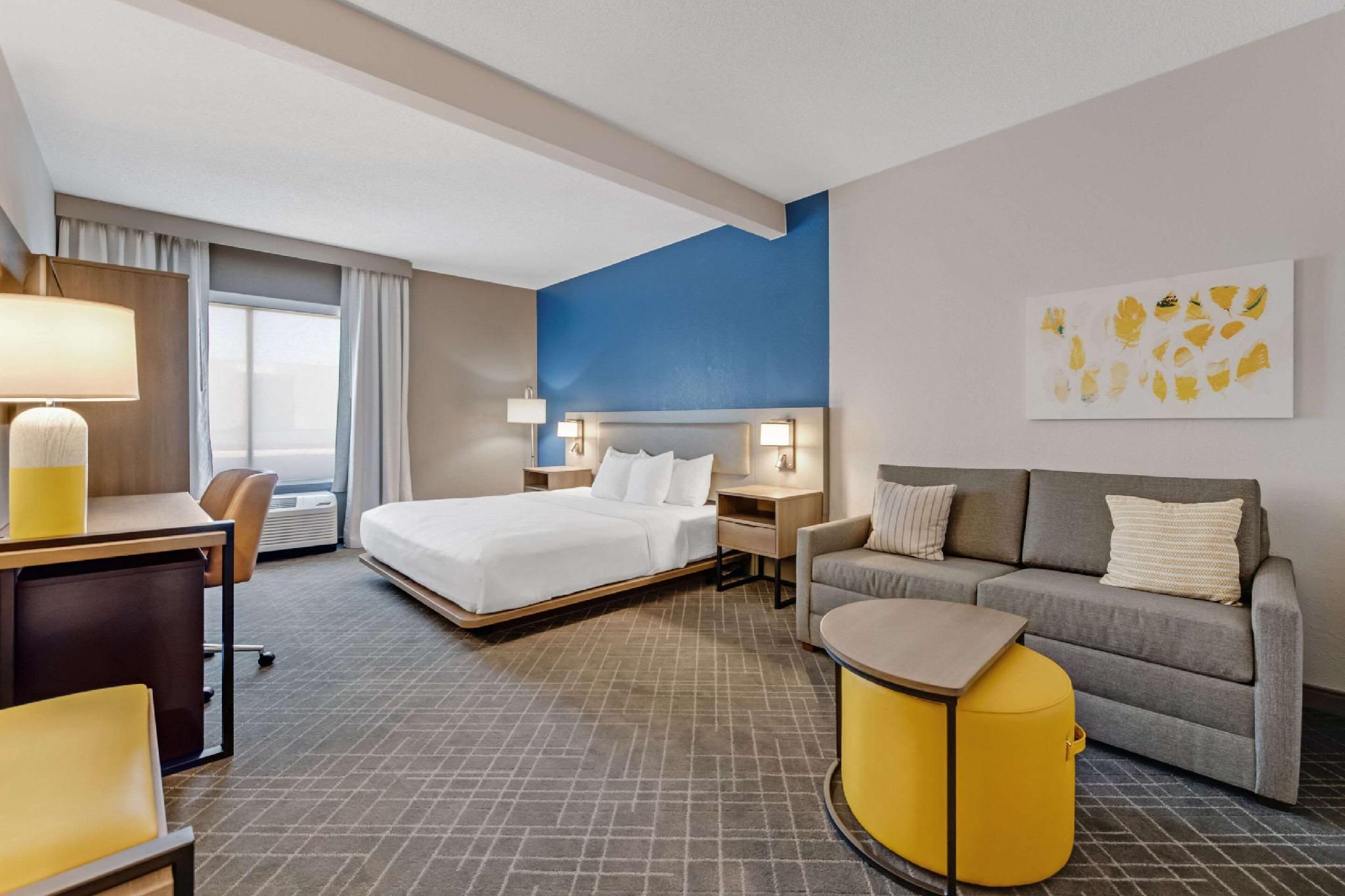 1 Double Bed, Suite, Nonsmoking, Accessible