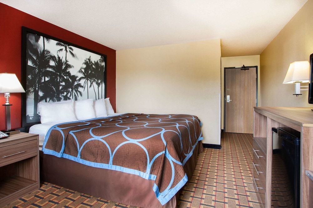 Room, 1 Queen Bed, Accessible, Non Smoking (Mobility Accessible)