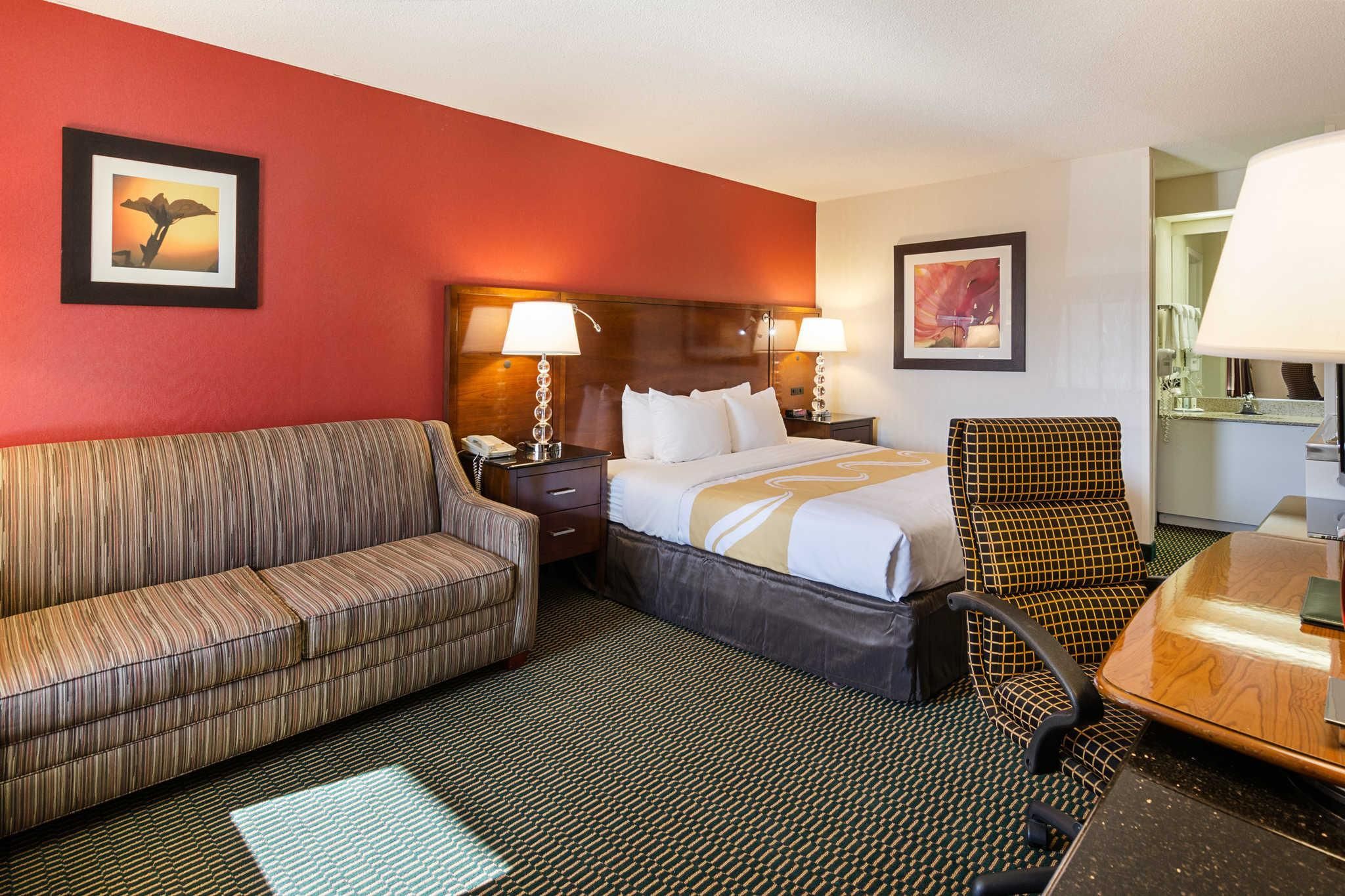 Standard with 1 King Bed