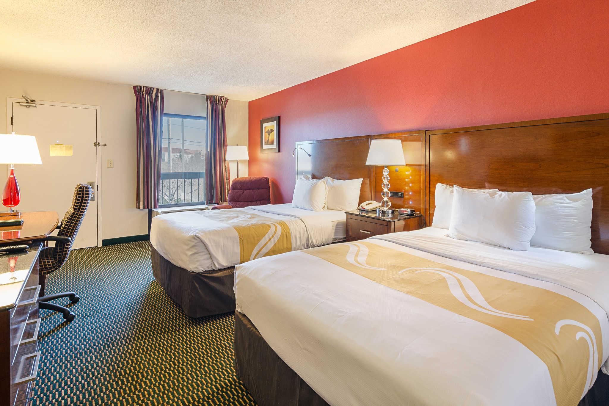 2 Double Beds Nonsmoking