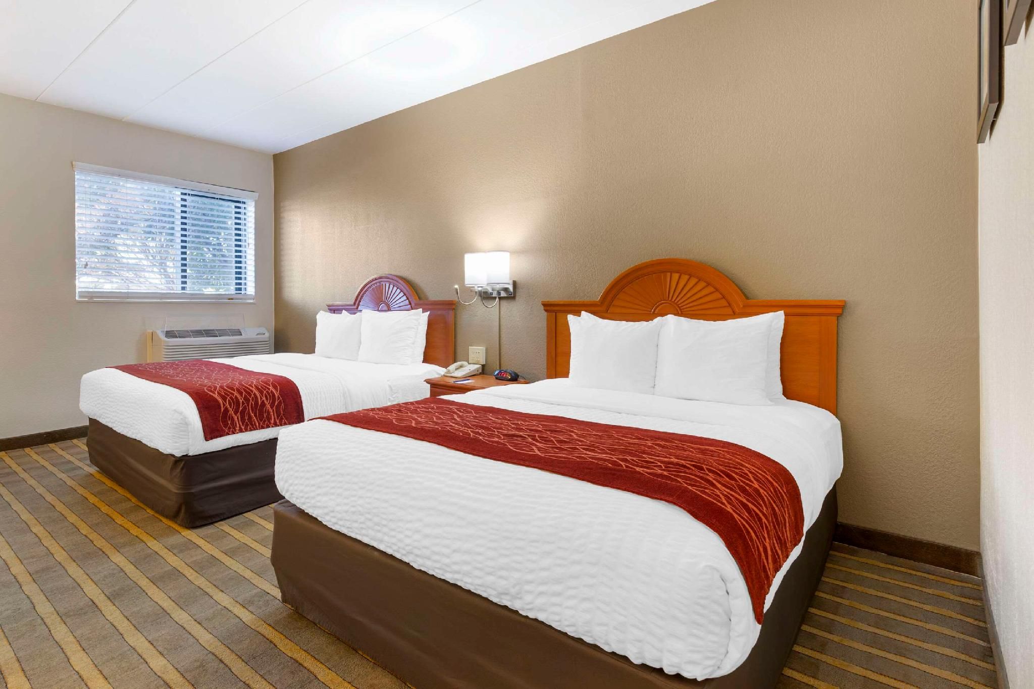 2 Queen Beds, Nonsmoking, Accessible, Upgrade
