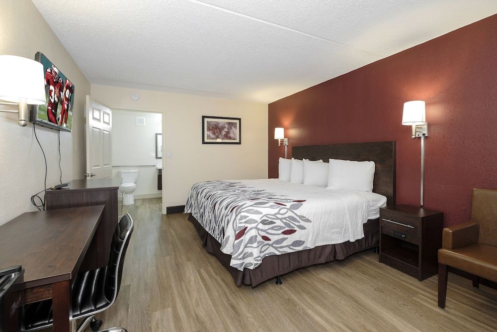 Standard Room, 1 King Bed, Smoking