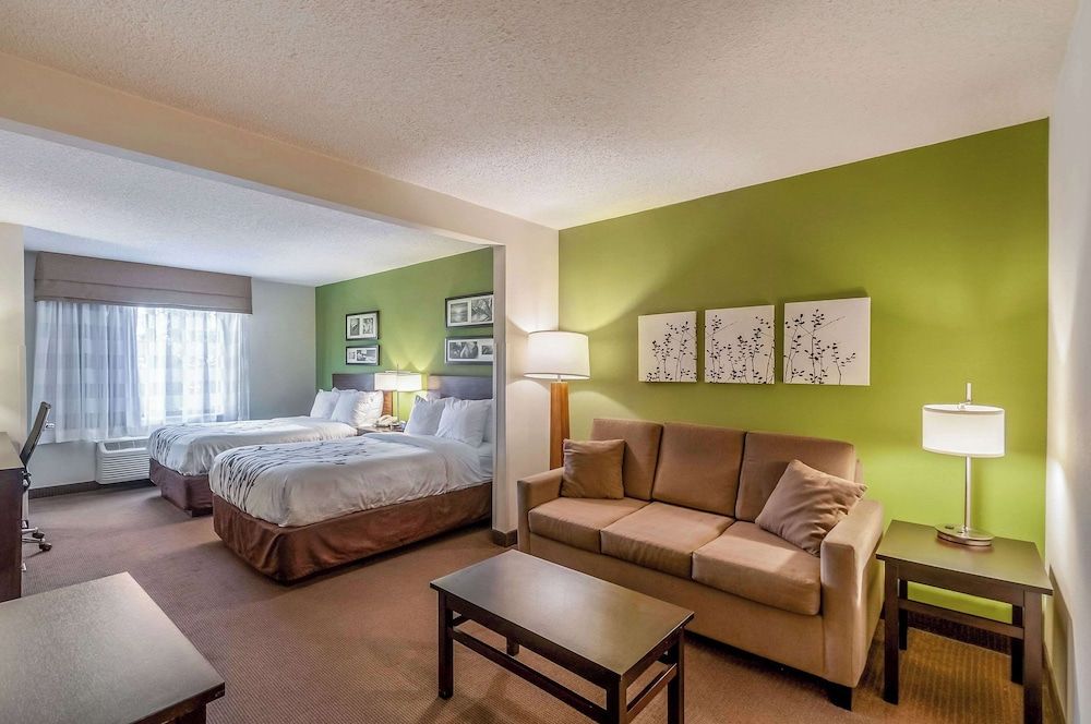 Suite, Multiple Beds, Non Smoking
