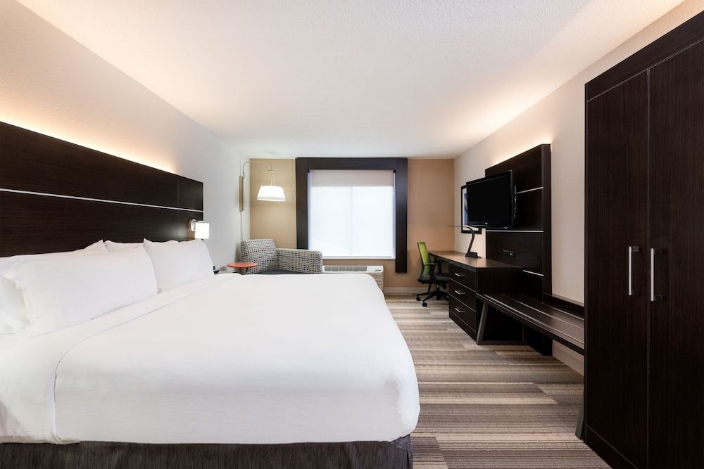 Standard Room, 1 King Bed (Leisure)