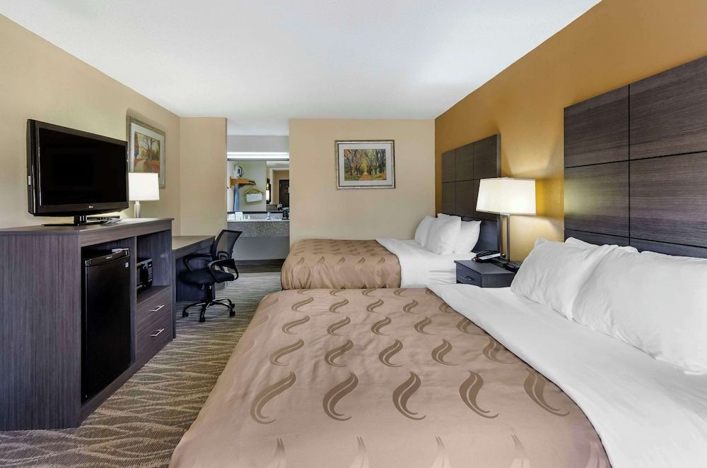 Room, 2 Queen Beds, Accessible, Non Smoking