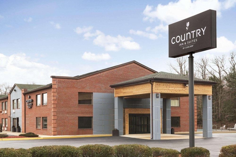 Country Inn & Suites by Radisson, Dahlgren-King George, VA