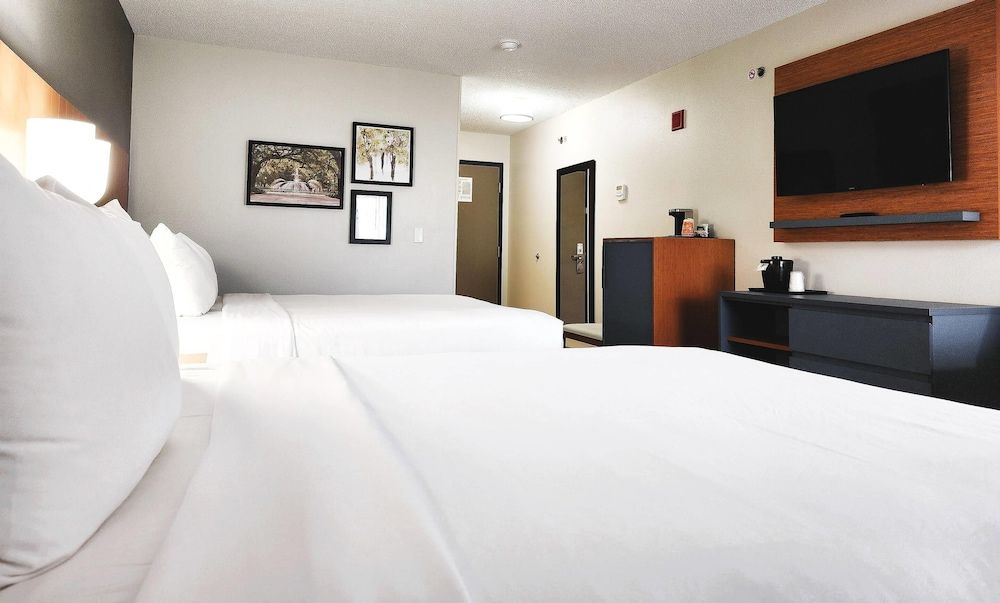 Country Inn & Suites by Radisson, Dahlgren-King George, VA Room, 2 Queen Beds, Non Smoking