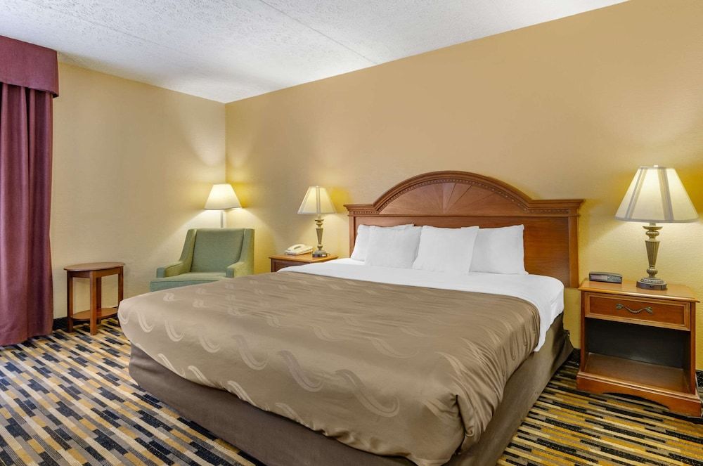 Standard Room, 1 King Bed, Non Smoking