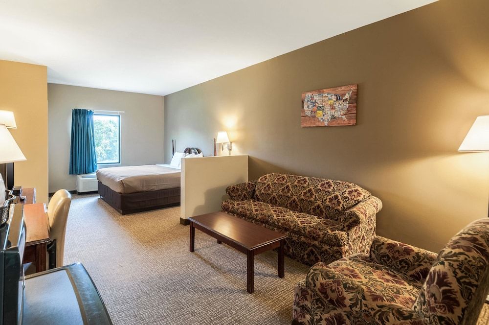 Room, 1 King Bed with Sofa bed, Smoking