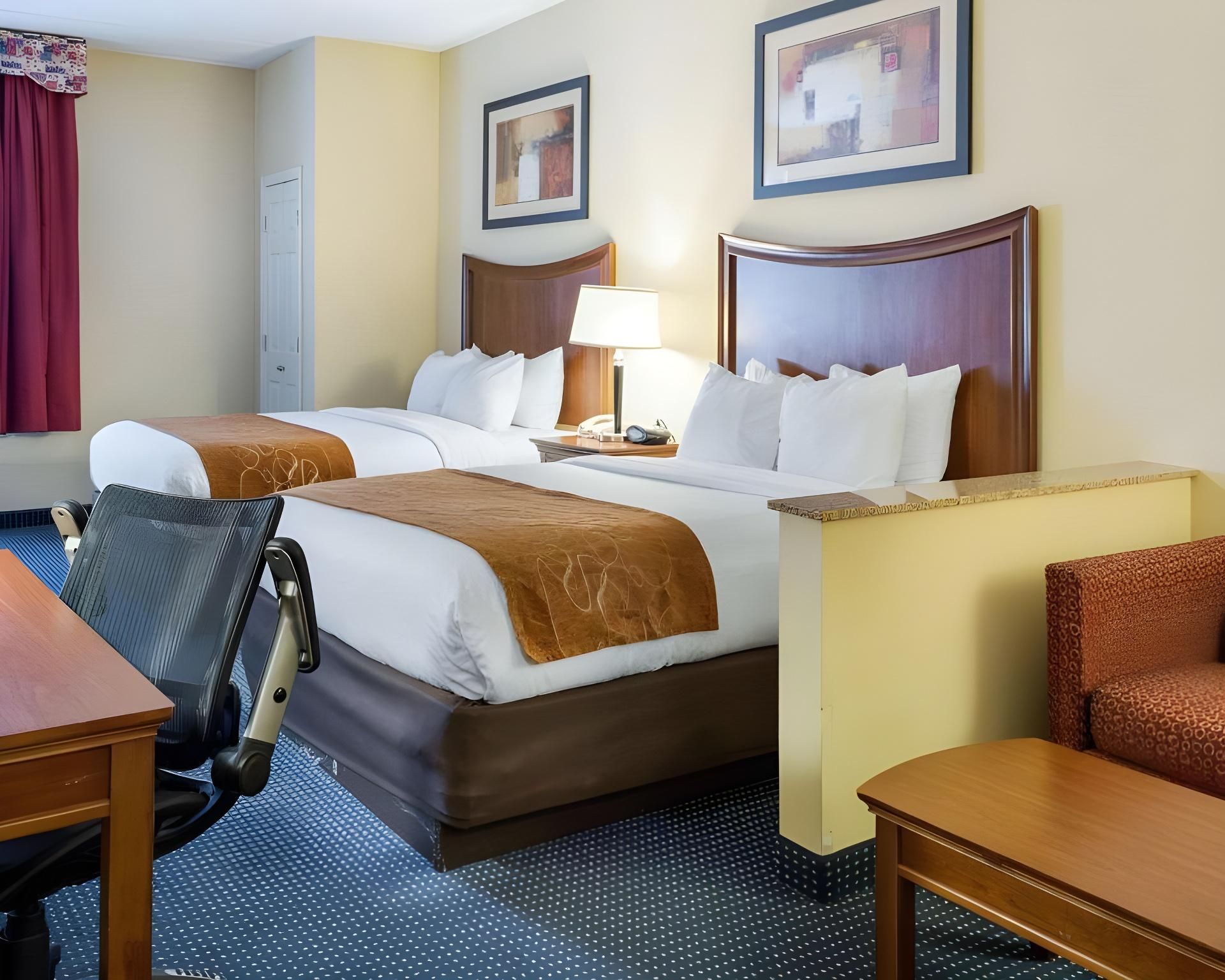 2 Queen Beds, Nonsmoking, Accessible