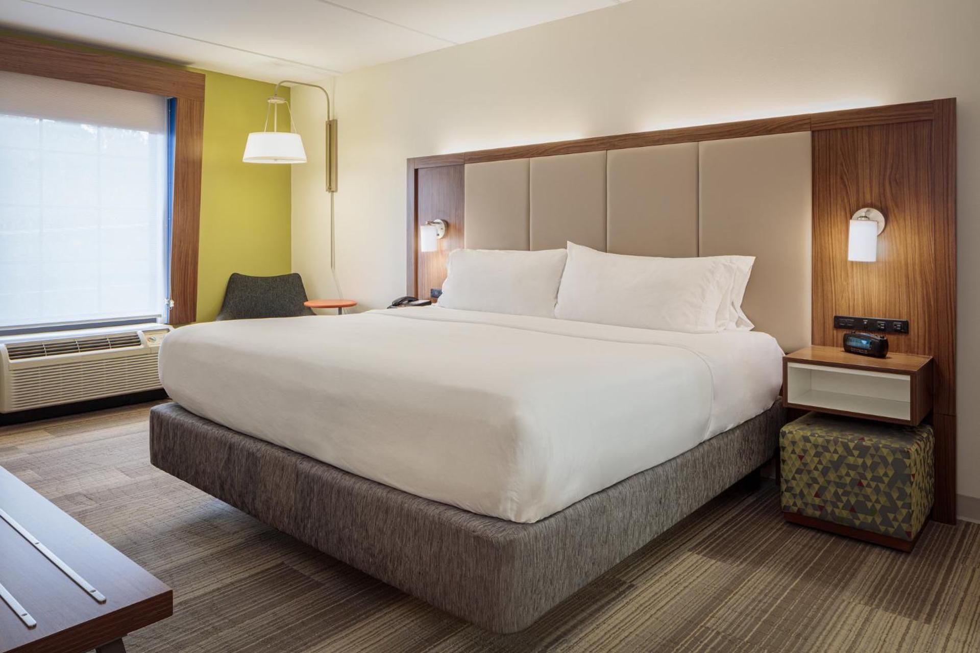 1 King Bed Standard