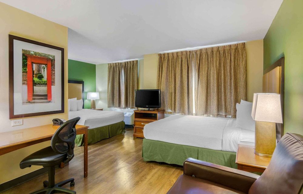 Standard Studio, 2 Queen Beds, Non Smoking, Kitchen