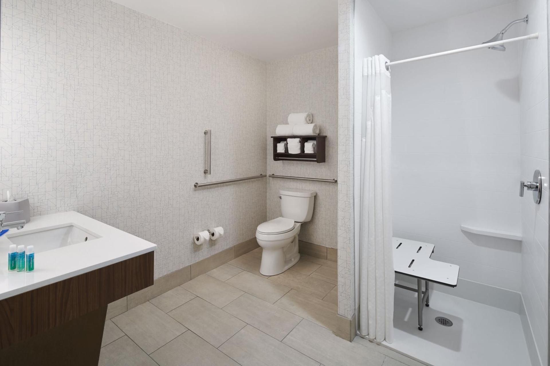 King Room with Roll-In Shower - Disability Access