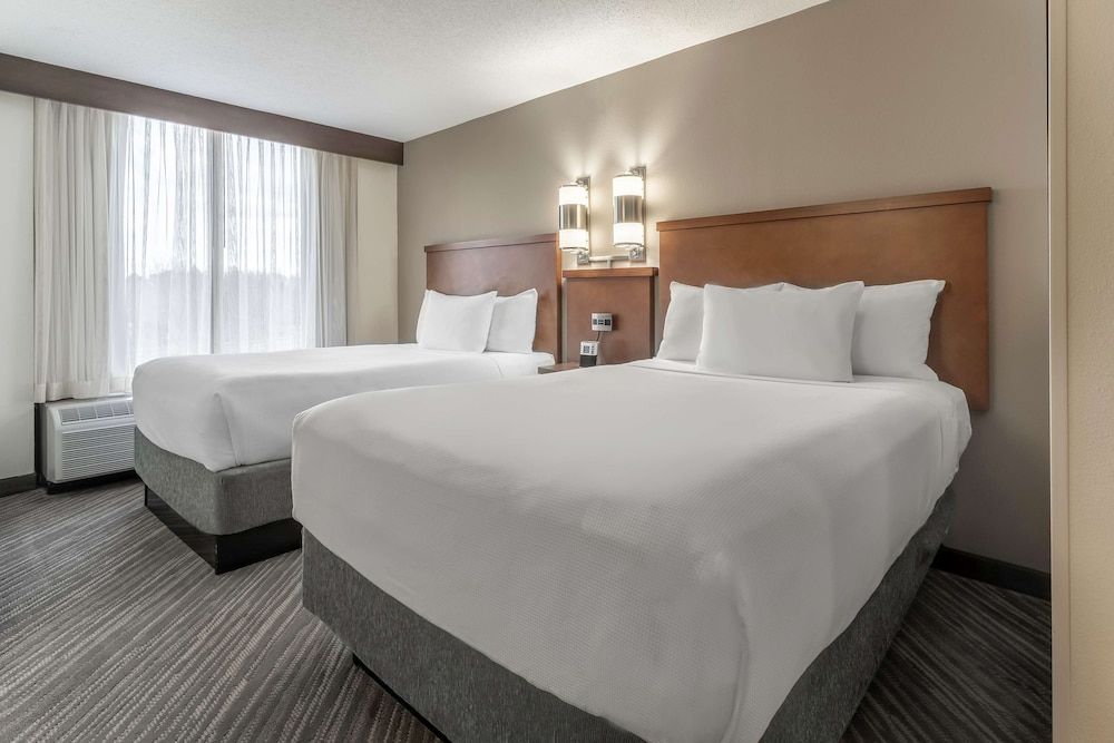 Deluxe Studio Suite, Multiple Beds, Microwave (Specialty)