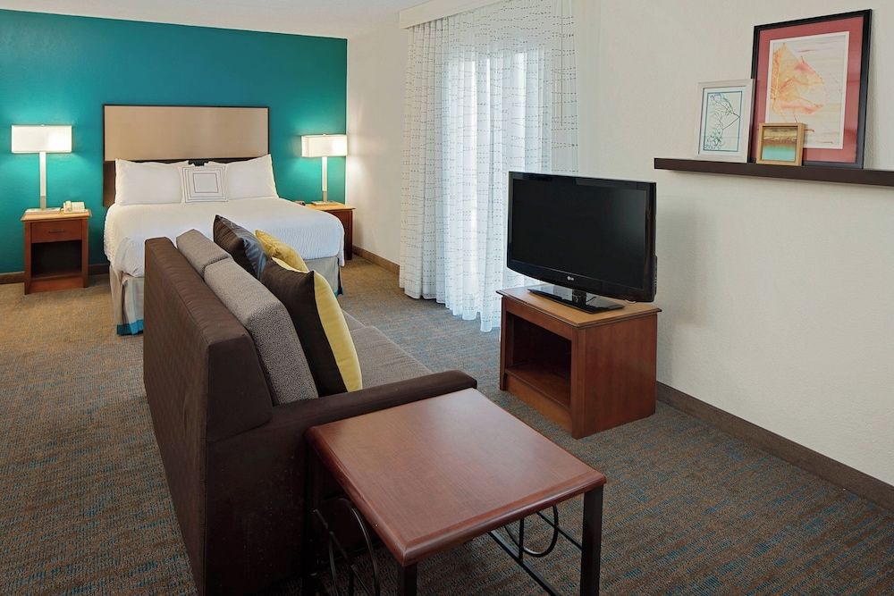 Studio, 1 Queen Bed with Sofa bed, Non Smoking
