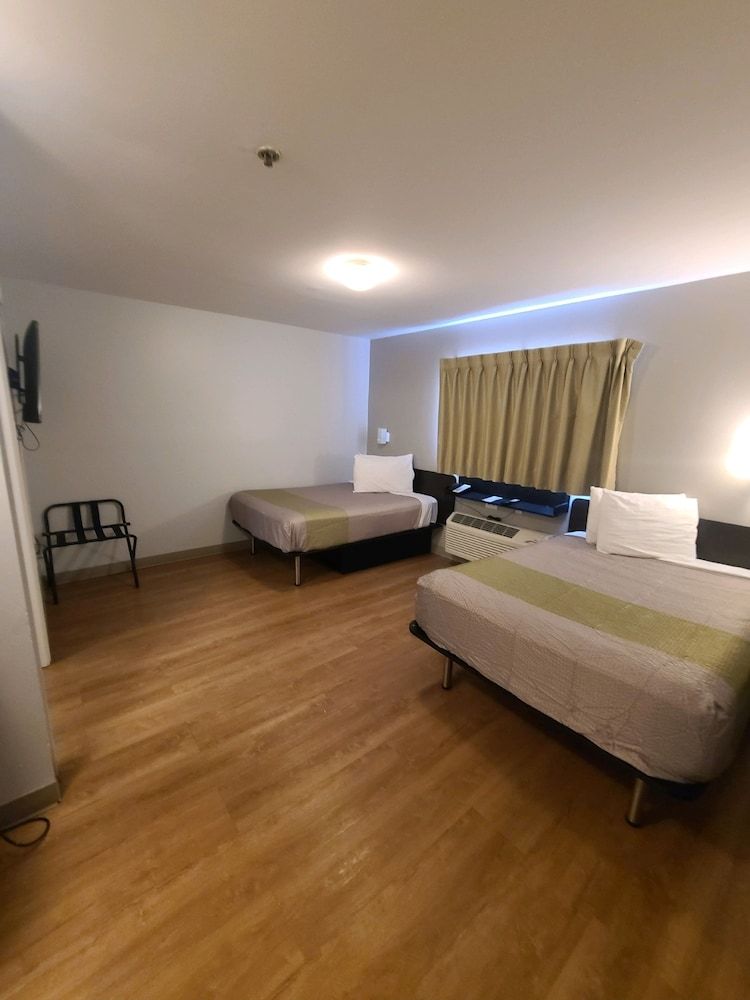 Deluxe Room, 2 Double Beds, Non Smoking, Kitchenette