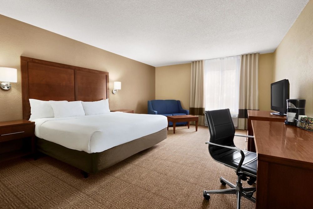 Room, 1 King Bed, Non Smoking