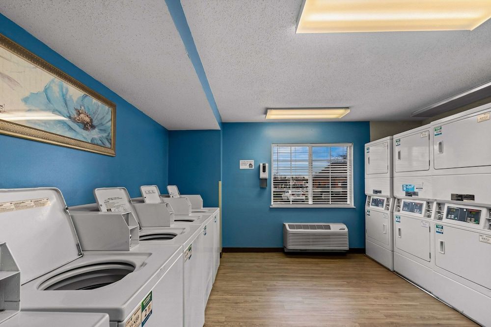 undefined Suburban Studios Sterling - Washington Dulles 6