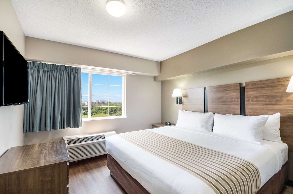 undefined Suburban Studios Sterling - Washington Dulles 9