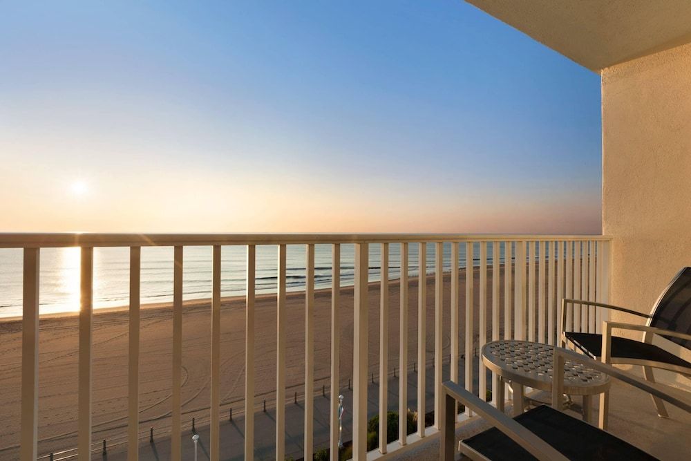 Room, 2 Queen Beds, Non Smoking, Oceanfront