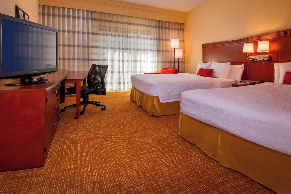 Room, 2 Queen Beds, Non Smoking