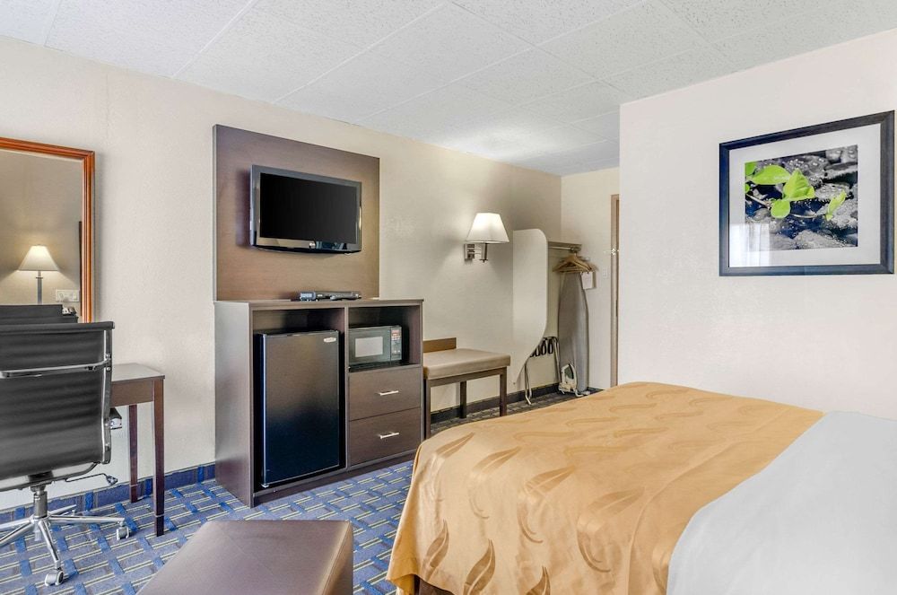 Standard Room, 1 Queen Bed, Non Smoking