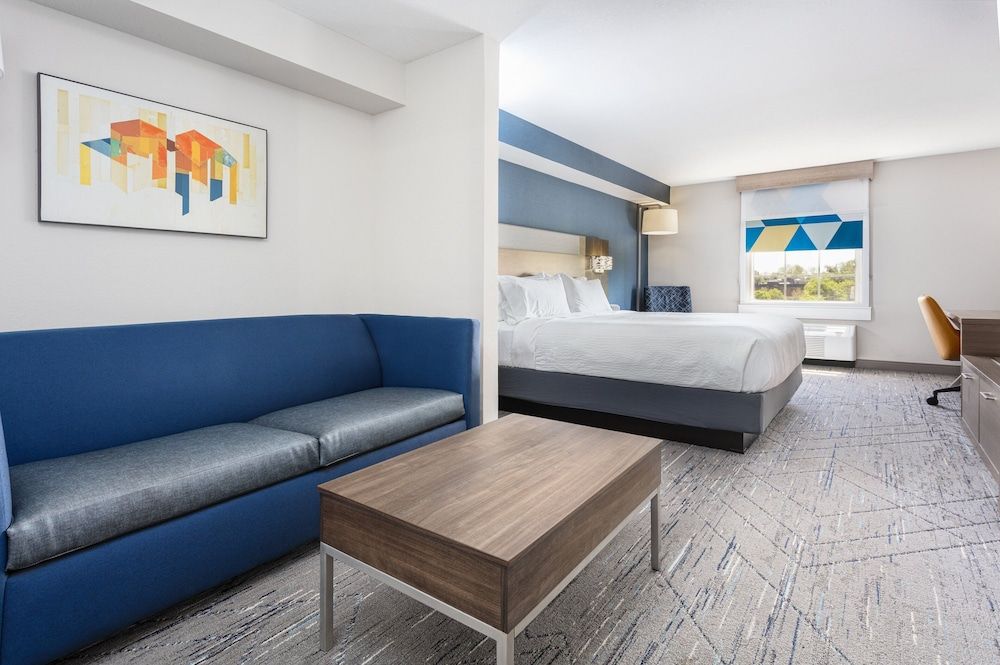 Suite, 1 King Bed with Sofa bed (Living Area)