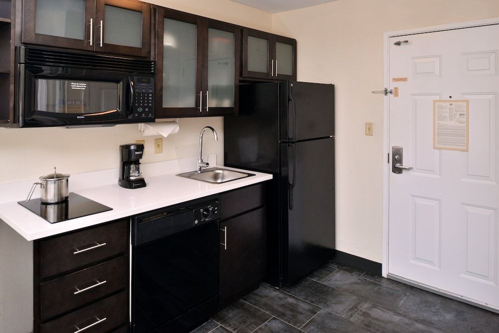 Studio Suite, 1 King Bed, Accessible (Mobil Access Tub)