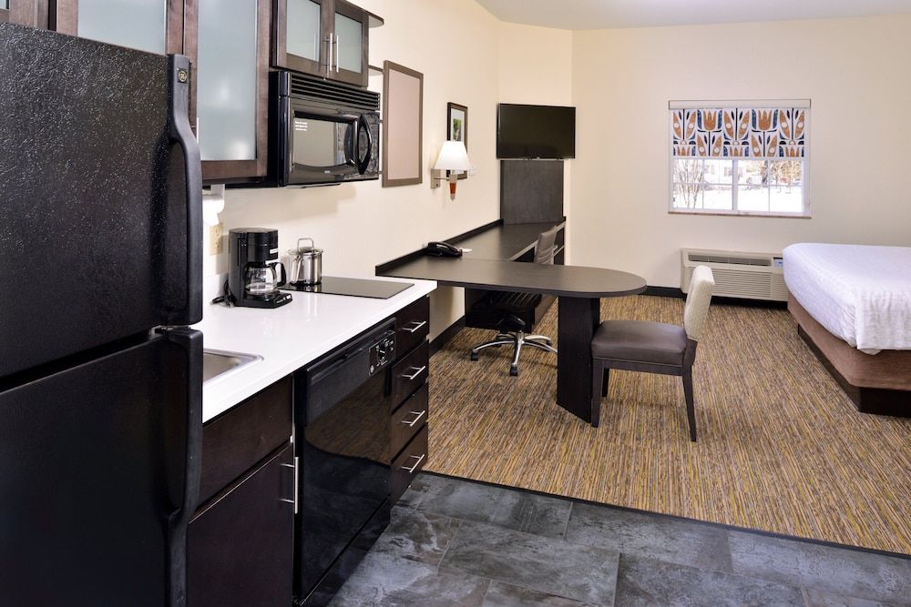 Studio Suite, 1 King Bed, Accessible (Mobil Access Tub)